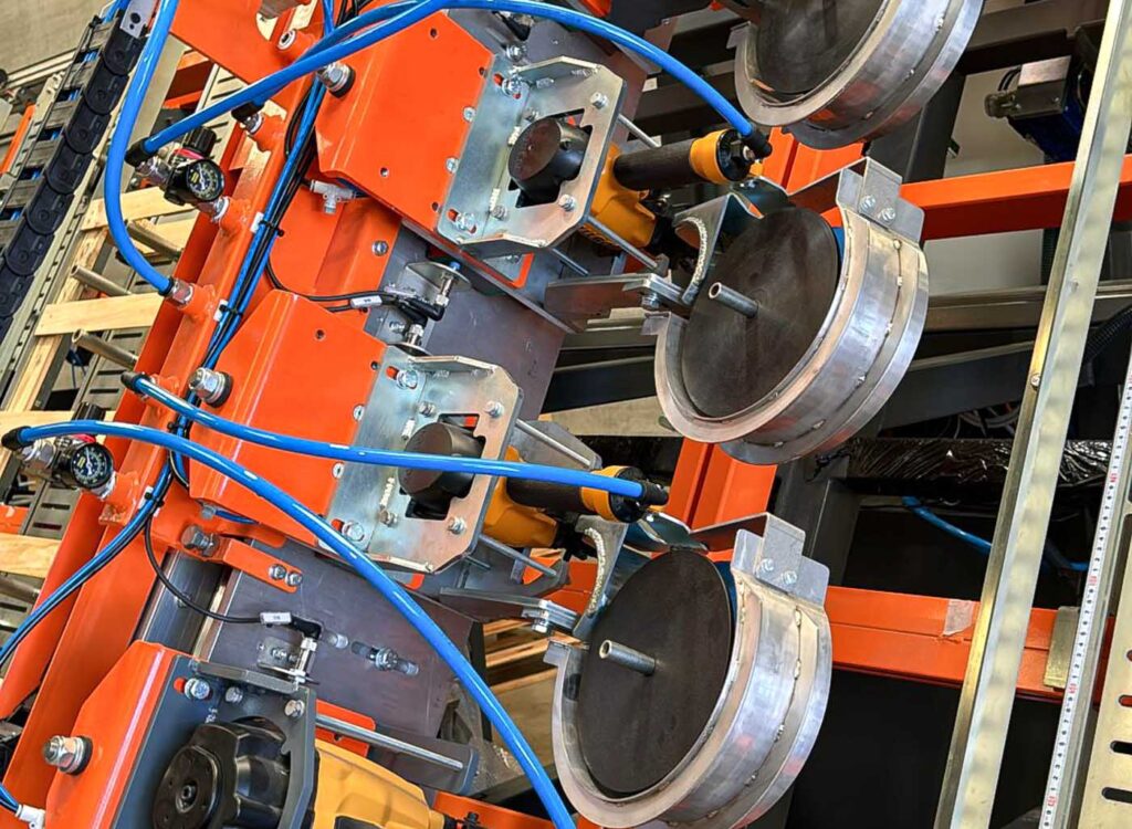 CNC Pallet Nailing Table — Robotic Arm | GWM